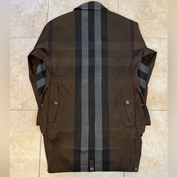 Burberry Field Check Jacket - Mens EU 44 - Picture 5 of 15